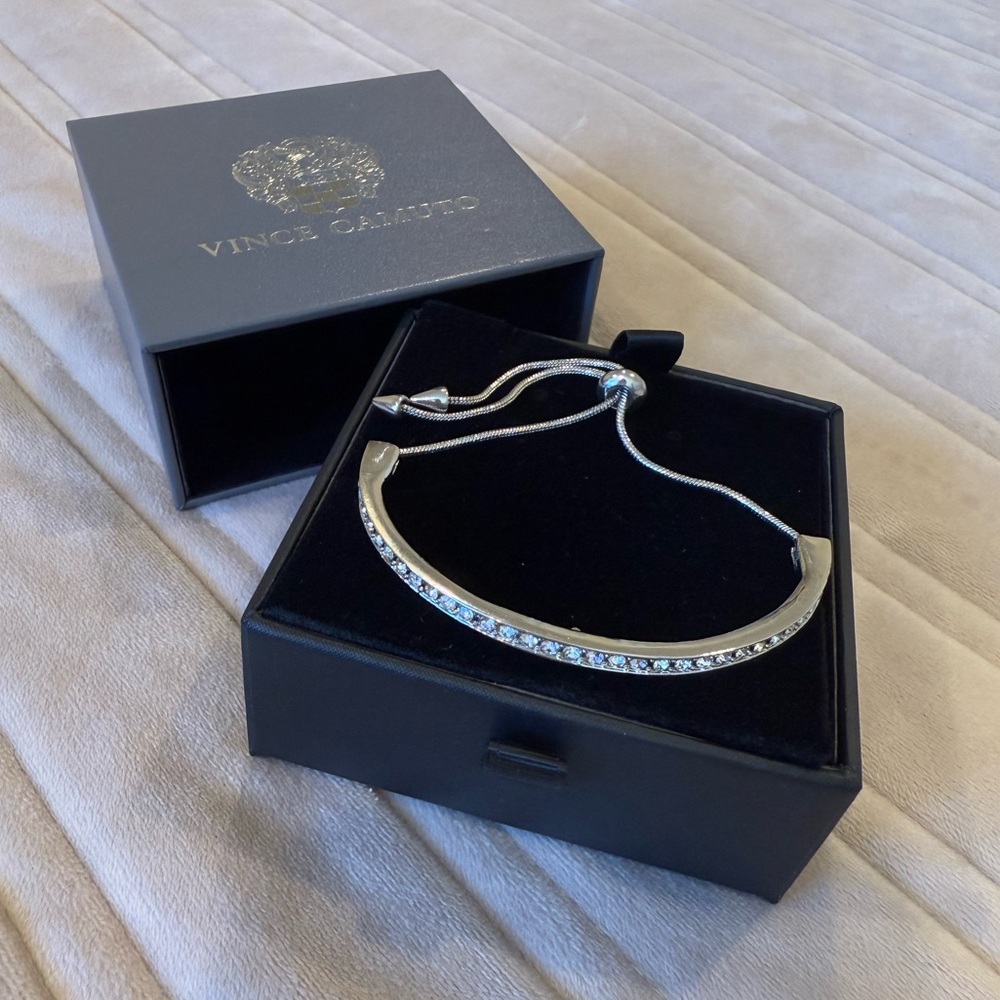 Bracelet.